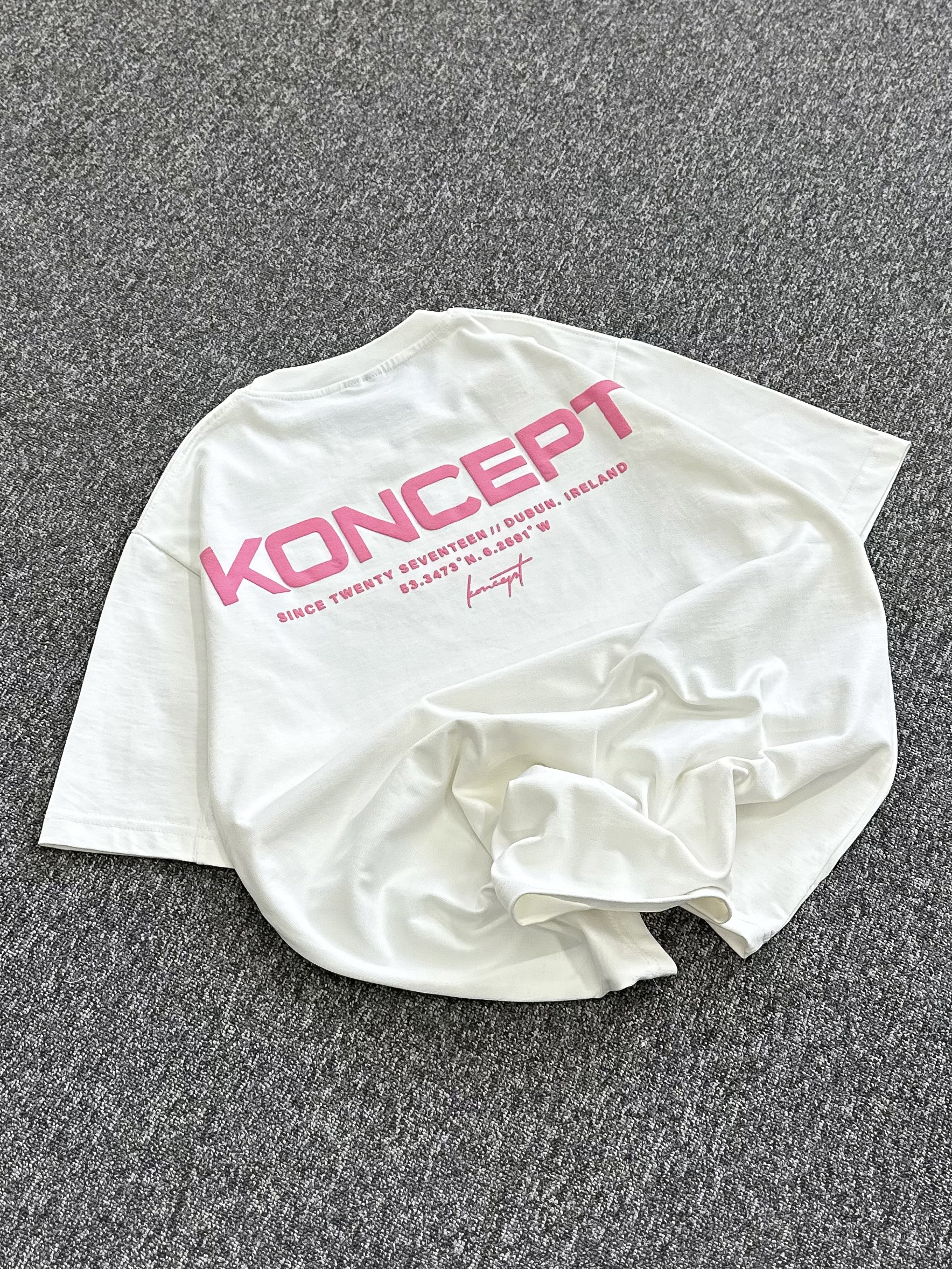 تیشرت باکسی Koncept